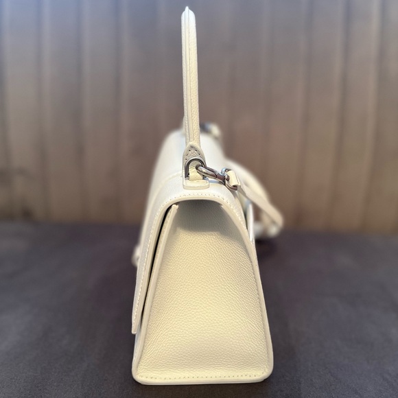 Balenciaga Hourglass SMALL. Willing to negotiate price. - Picture 3 of 9